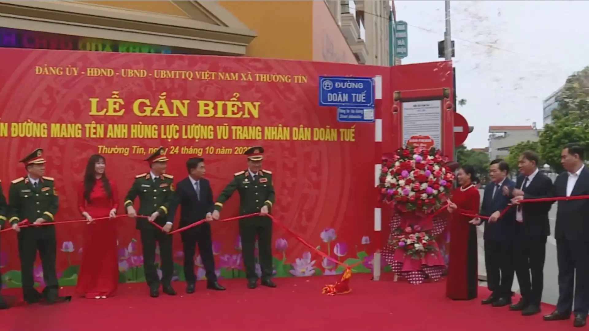 Xã Thường Tín gắn biển đường mang tên hai danh nhân